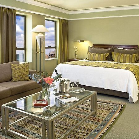호텔 리갈 퍼시픽 산티아고 외부 사진 A room at the hotel