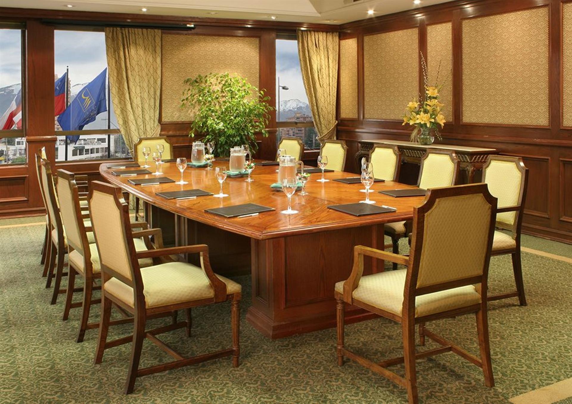 호텔 리갈 퍼시픽 산티아고 외부 사진 The meeting room of the European Economic and Financial Affairs Council