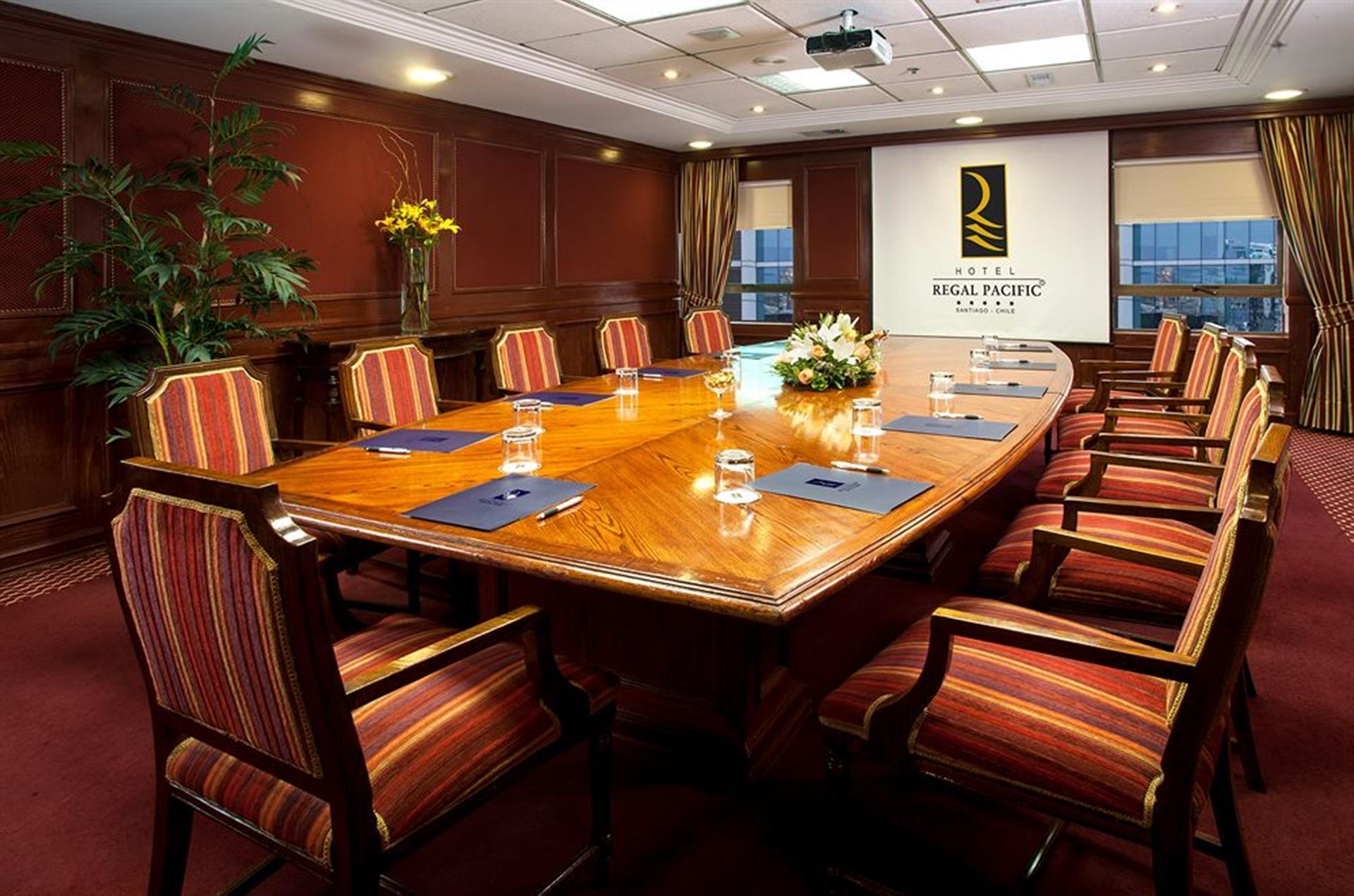 호텔 리갈 퍼시픽 산티아고 외부 사진 Regal Pacific Hotel, Hong Kong
