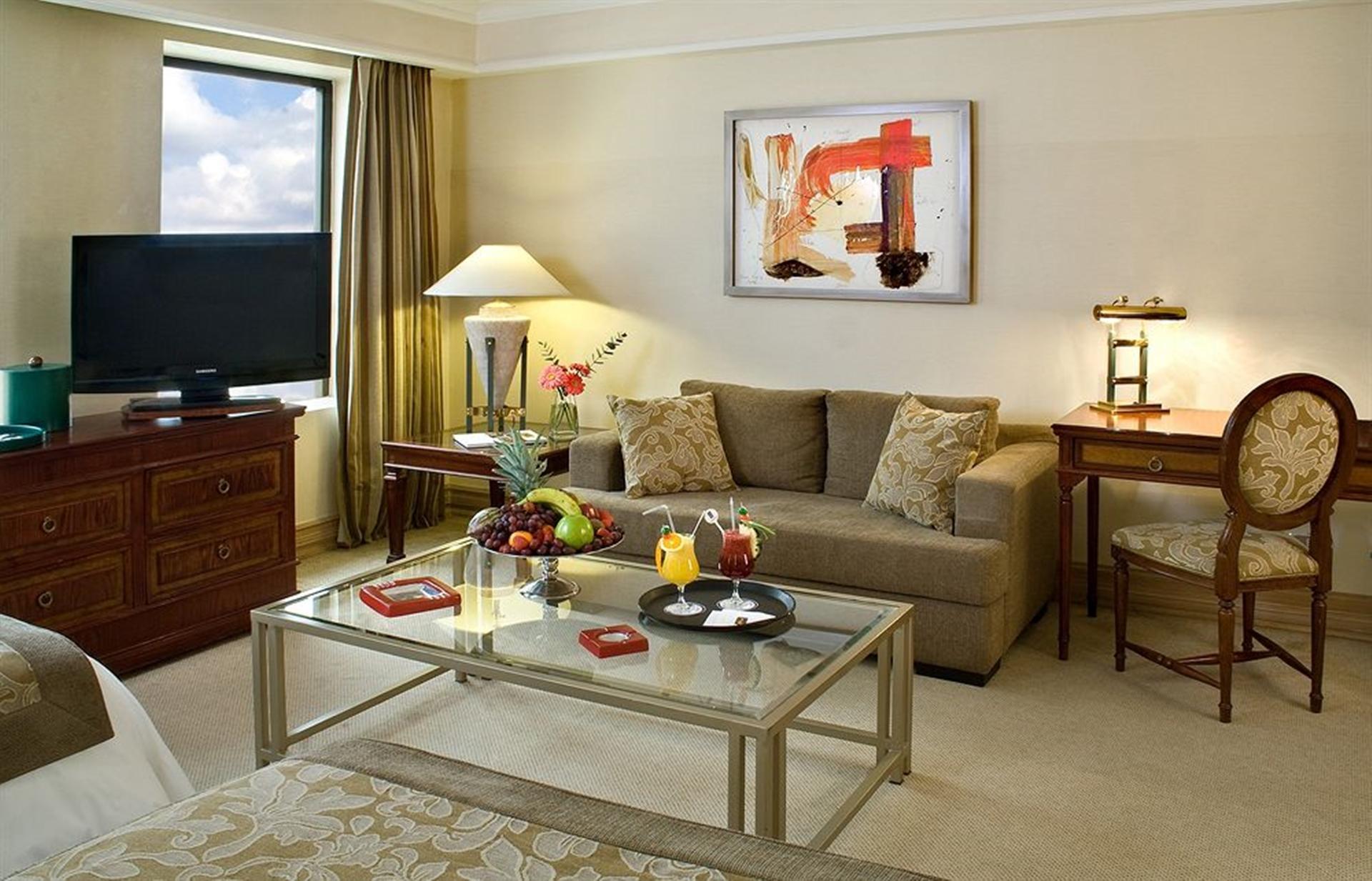 호텔 리갈 퍼시픽 산티아고 외부 사진 A living room