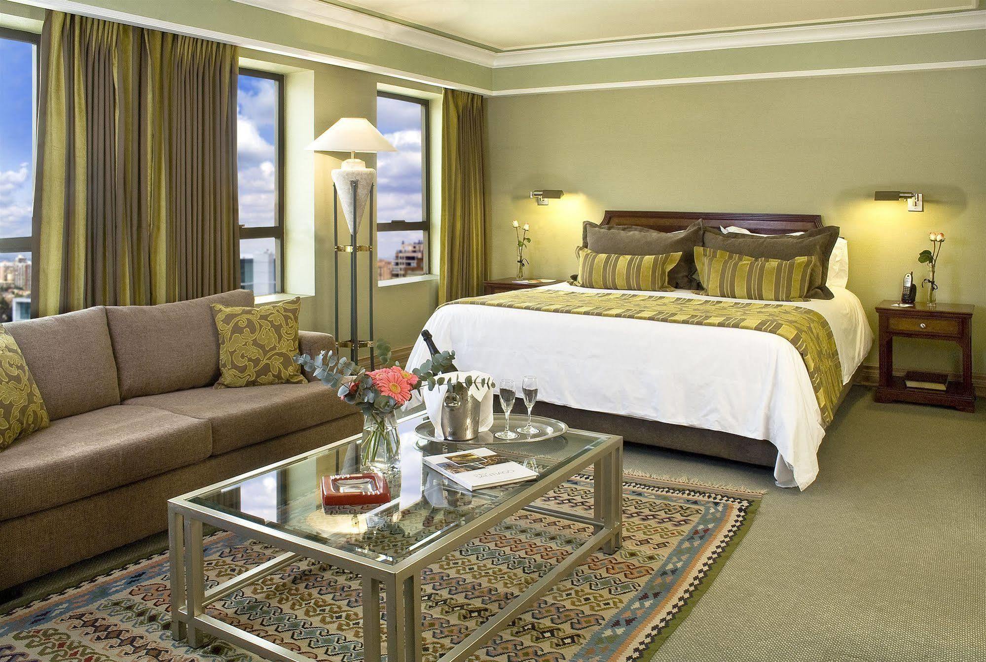 호텔 리갈 퍼시픽 산티아고 외부 사진 A room at the hotel